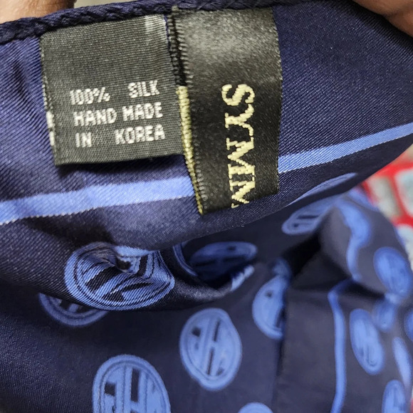 Symmetry women's blue scarf 100% silk - Picture 3 of 3